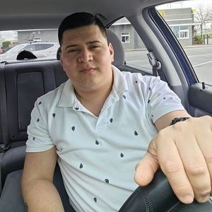 Meet your Posher, Eduardo